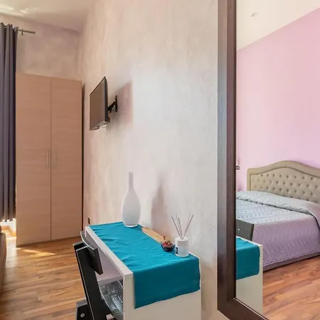 Colosseum Pink Dream Room