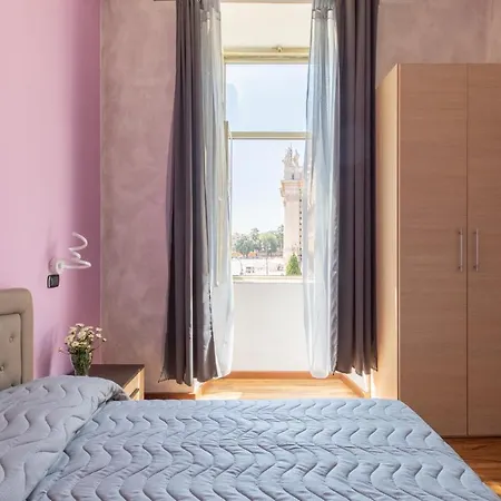 Colosseum Pink Dream Room *